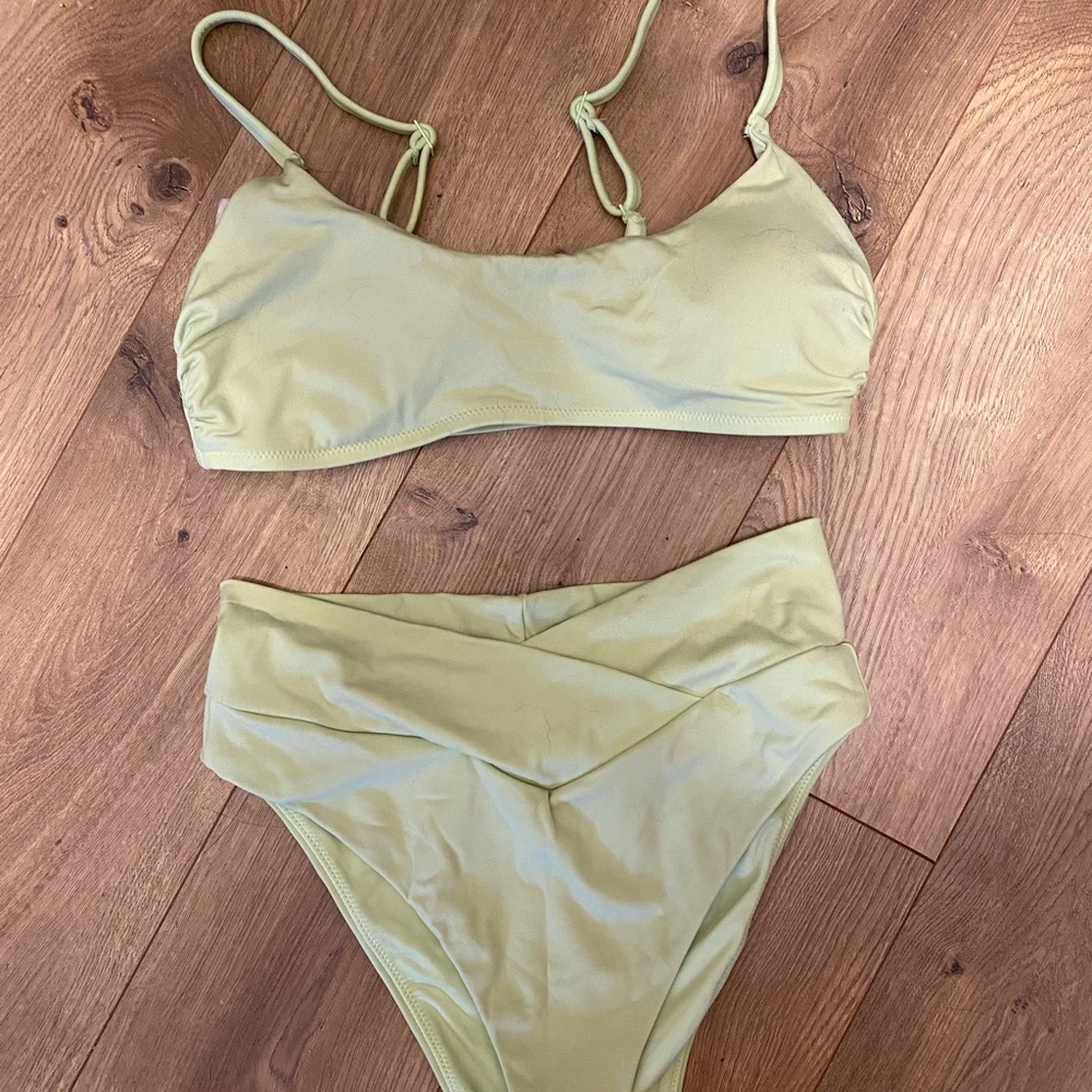 Lime green aerie swimsuit. Size medium.